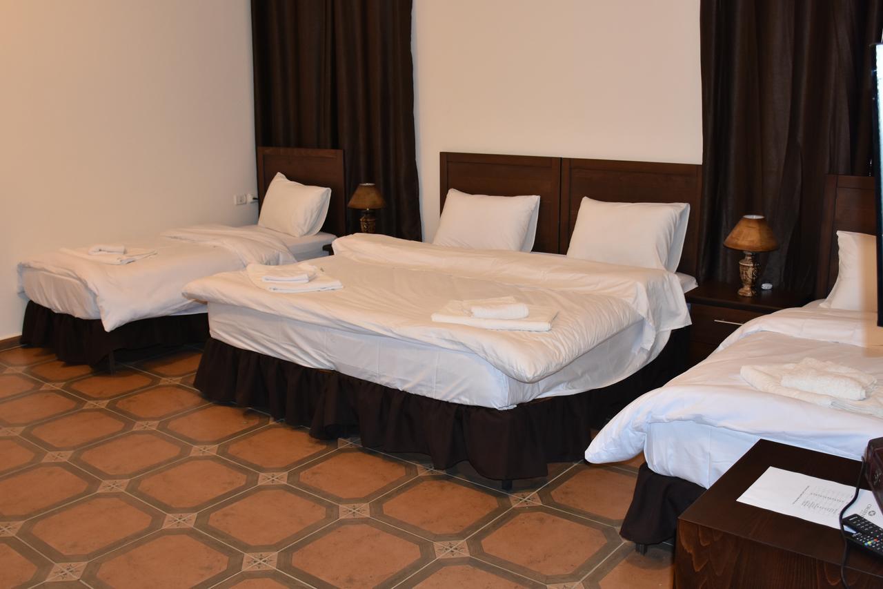 Orient Hotel Nablus Ngoại thất bức ảnh